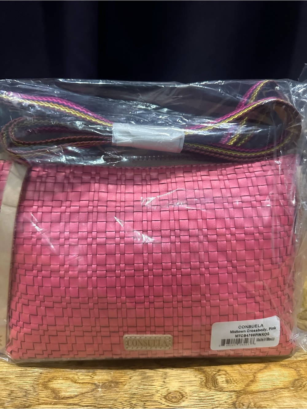 New Consuela Pink Midtown crossbody - Picture 2 of 5